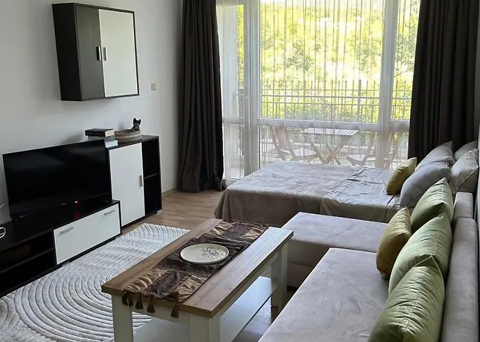 лятно студио *